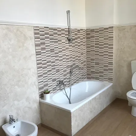 شقة Santa Rosa 3 Bedrooms - Private Parking *
